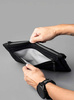 Torba saszetka na ramię Alpaka Zip Pouch Max V2 - Black, zdjęcie 3
